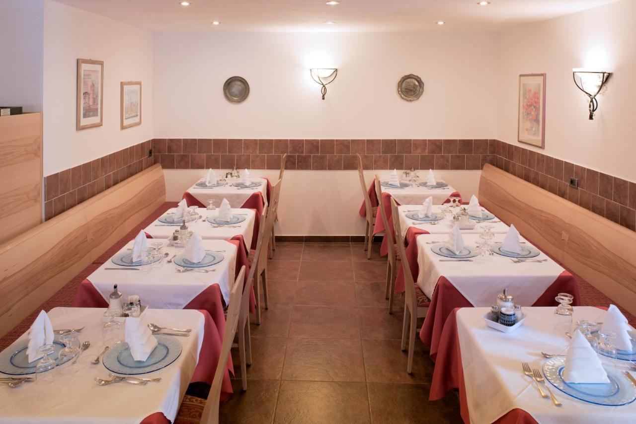 Hotel Sonne Sole Vigo di Fassa Εξωτερικό φωτογραφία