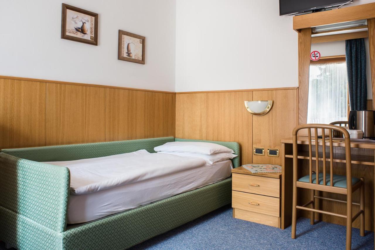 Hotel Sonne Sole Vigo di Fassa Εξωτερικό φωτογραφία